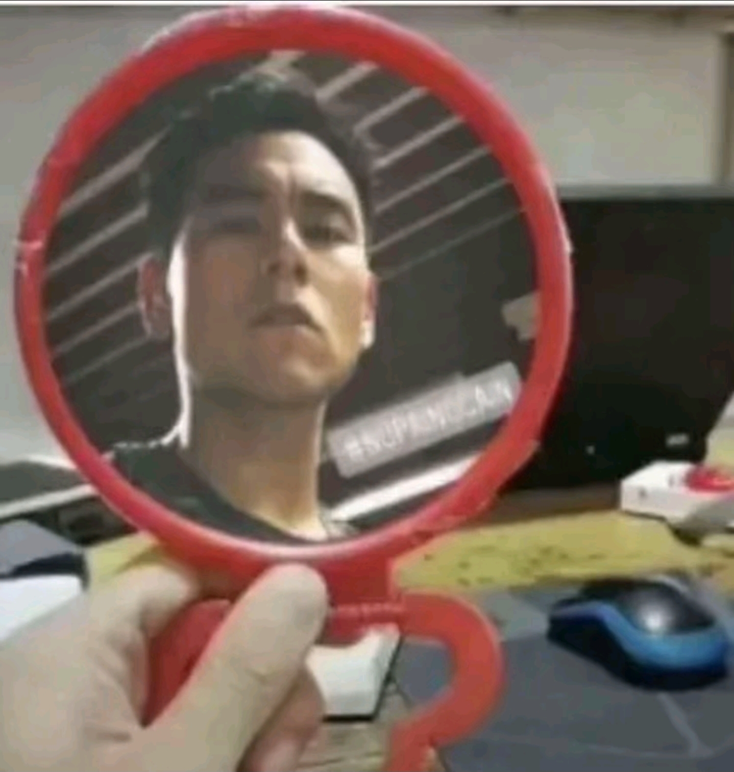 柏翔